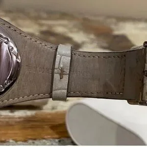 Authentic Gucci Women’s Watch No. 104 Color Black/Beige Used US Seller Gucci | Accessories | Authentic Gucci Womens Watch No 4  main image 4